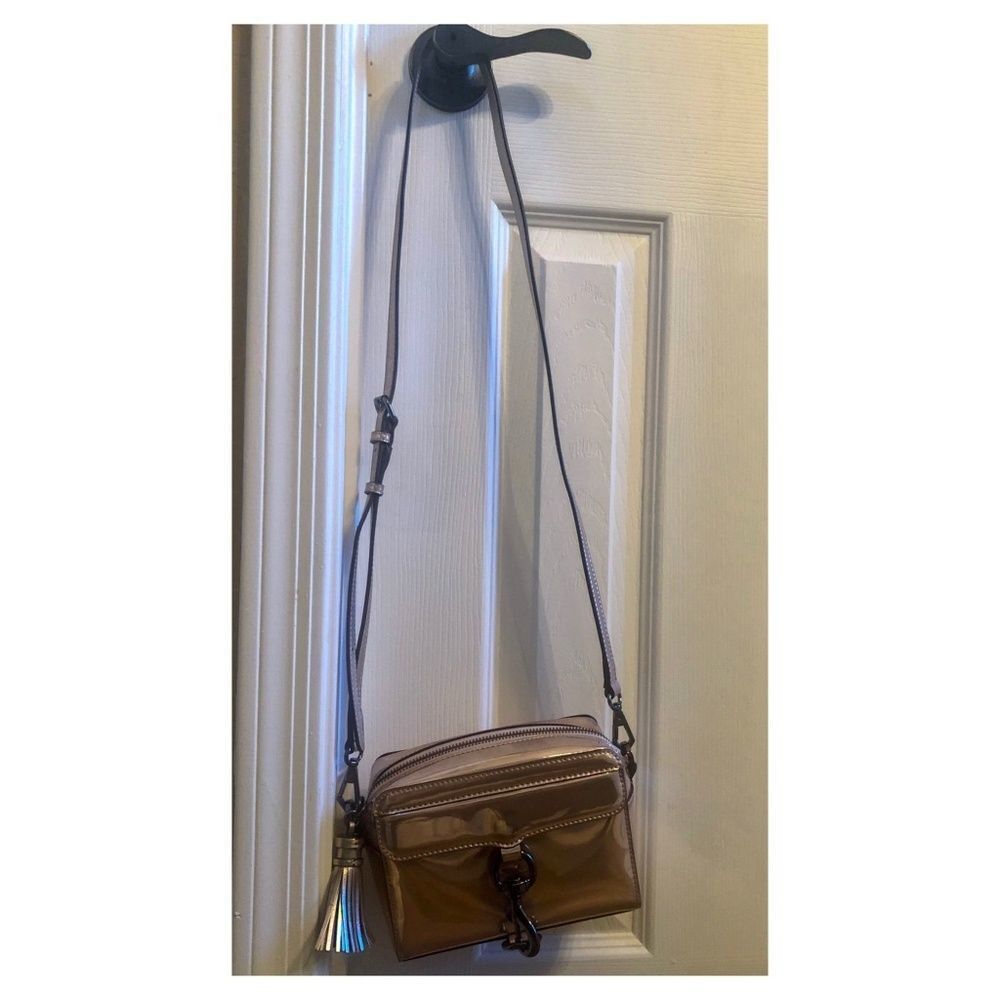 Rebecca Minkoff Metallic Mab Camera Bag Crossbody Purse Rose Gold Leather Luxury - Picture 5 of 5